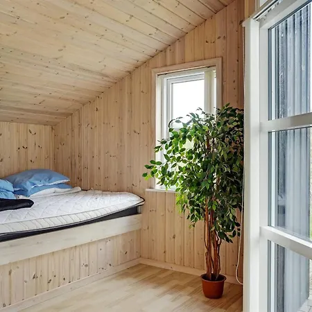 Frido - 400m From The Sea By Interhome